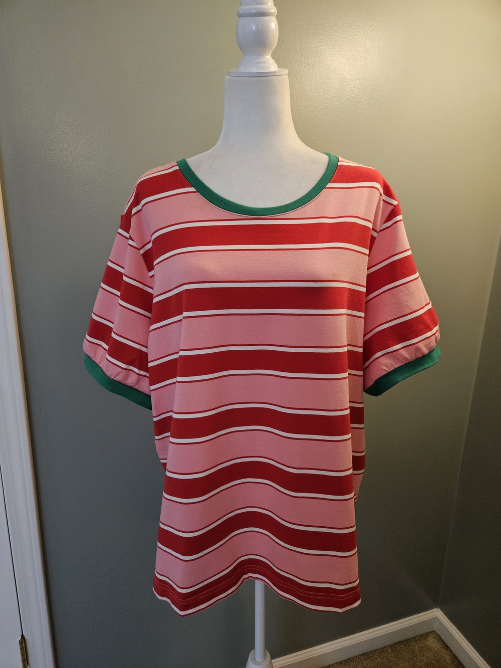 Dokotoo Women's Size 2XL Striped Pink & Red Women’s Tee with Green Trim